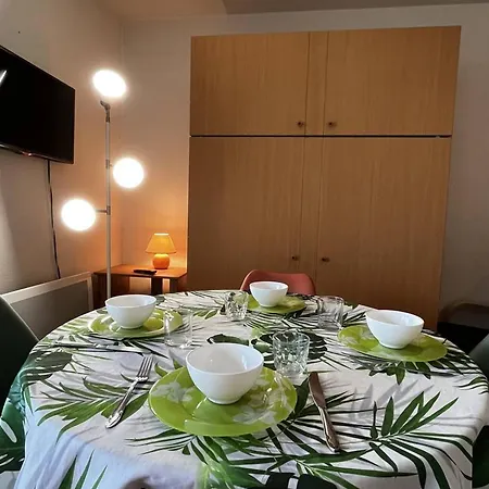 4 Pers. A Canet-plage Avec Parking, Proche Et Commerces - Fr-1-696-116 Apartment Canet-en-Roussillon