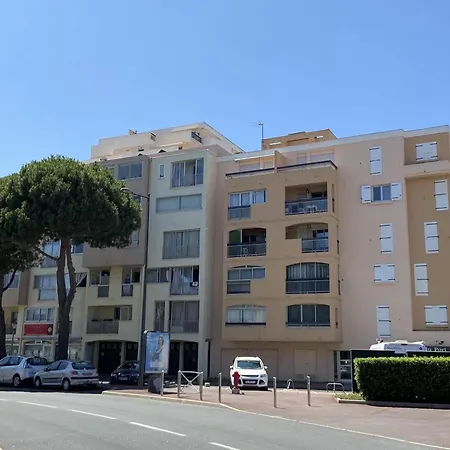 4 Pers. A Canet-plage Avec Parking, Proche Et Commerces - Fr-1-696-116 * Canet-en-Roussillon