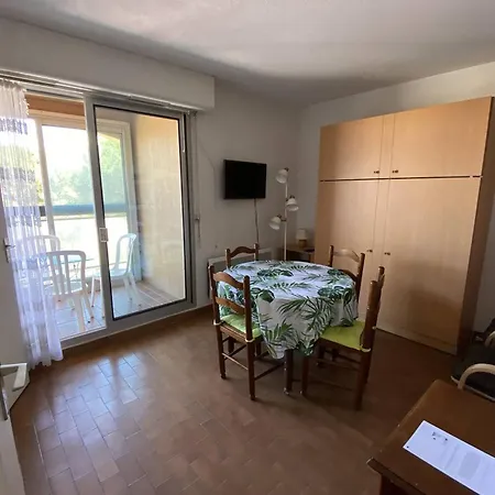 4 Pers. A Canet-plage Avec Parking, Proche Et Commerces - Fr-1-696-116 *