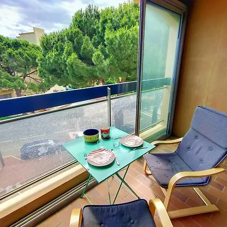 4 Pers. A Canet-plage Avec Parking, Proche Et Commerces - Fr-1-696-116 شقة *