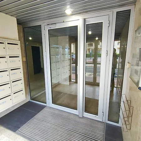 4 Pers. A Canet-plage Avec Parking, Proche Et Commerces - Fr-1-696-116 * Canet-en-Roussillon