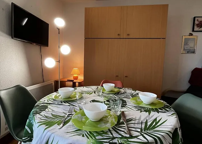 4 Pers. A Canet-plage Avec Parking, Proche Et Commerces - Fr-1-696-116 Апартаменты Кане